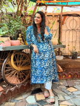 Neelaya Gather Antifit Kurta