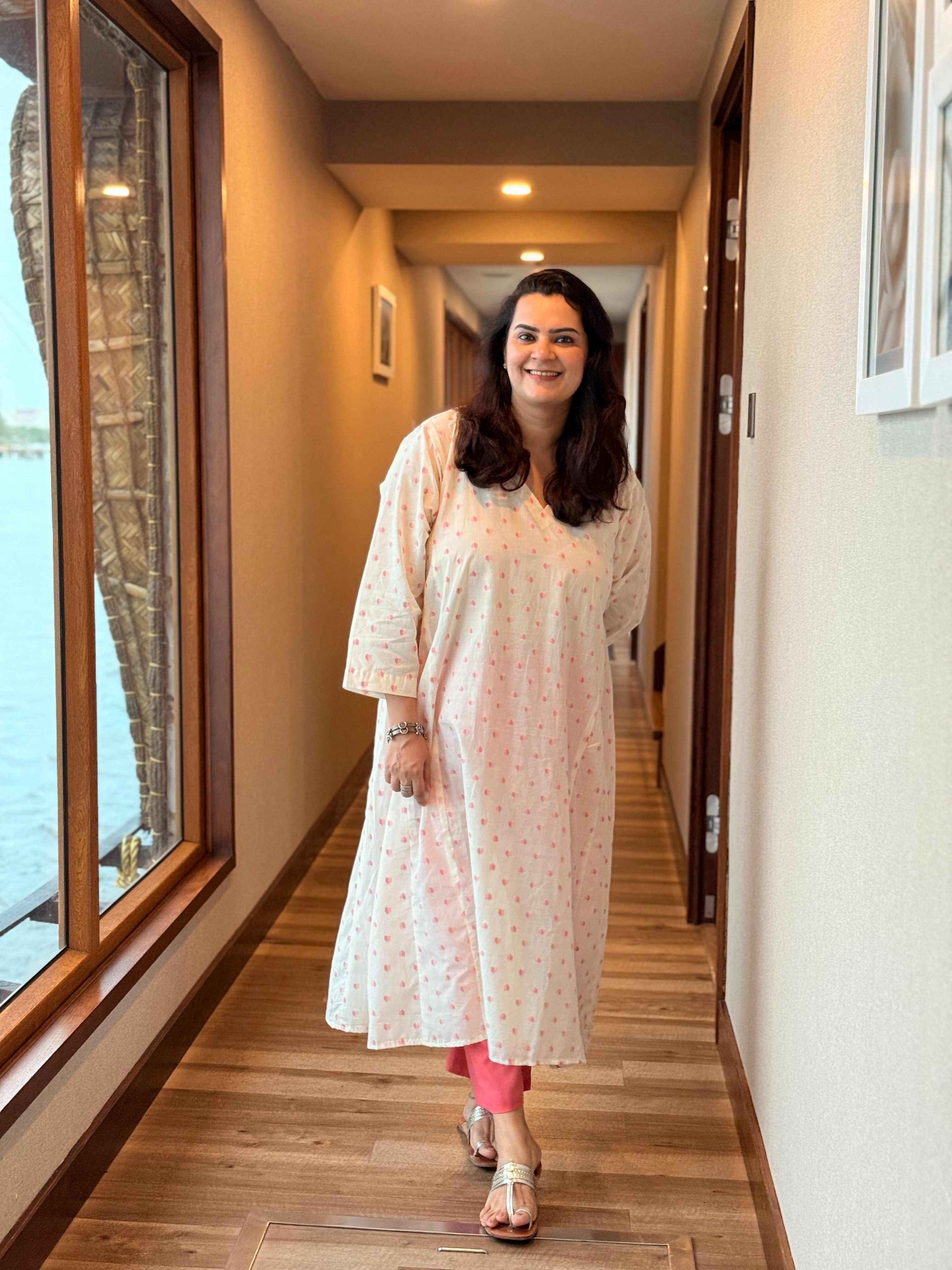 Heart & Hues Choga Set Pink