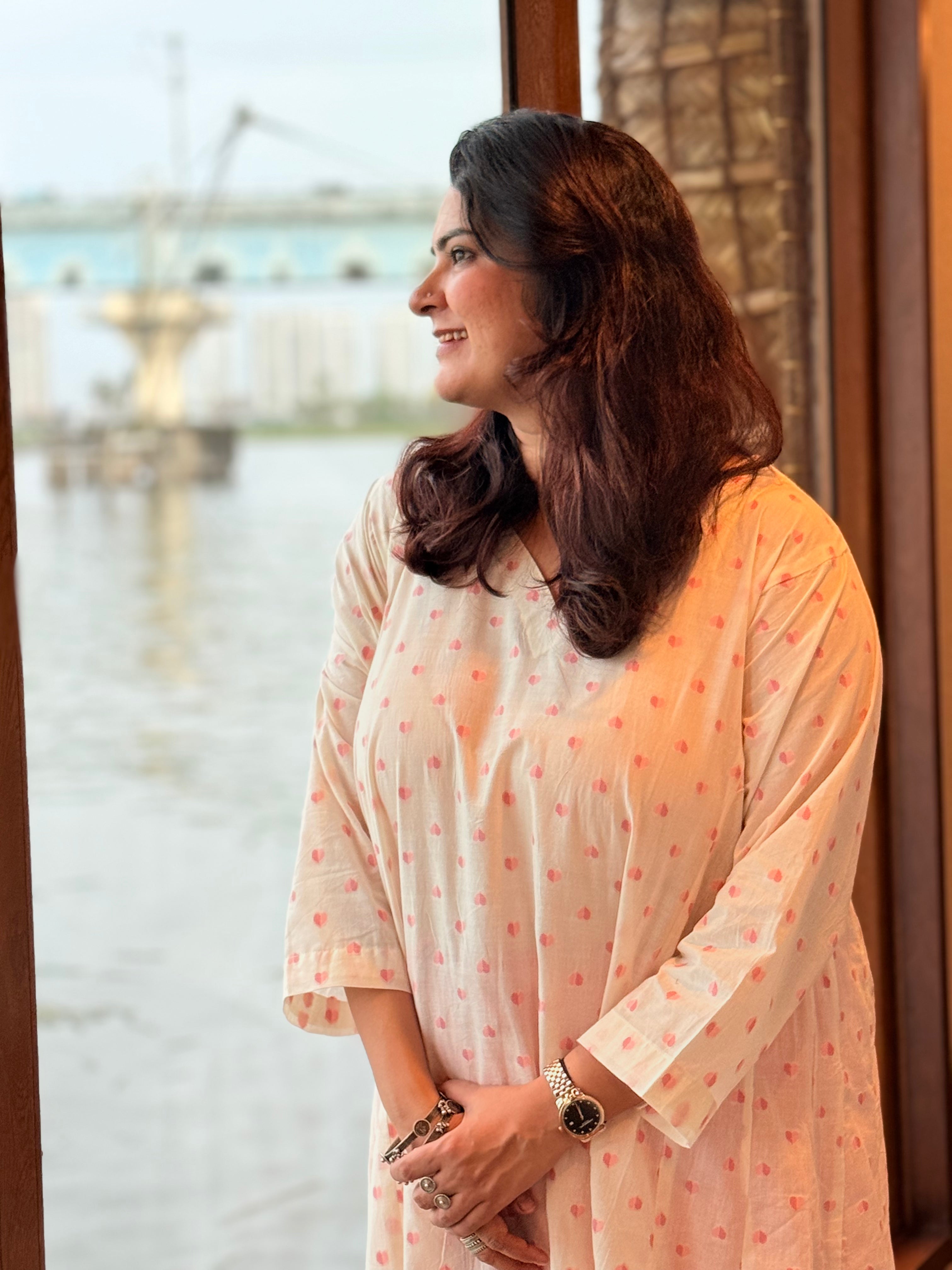 Heart & Hues Choga Set Pink