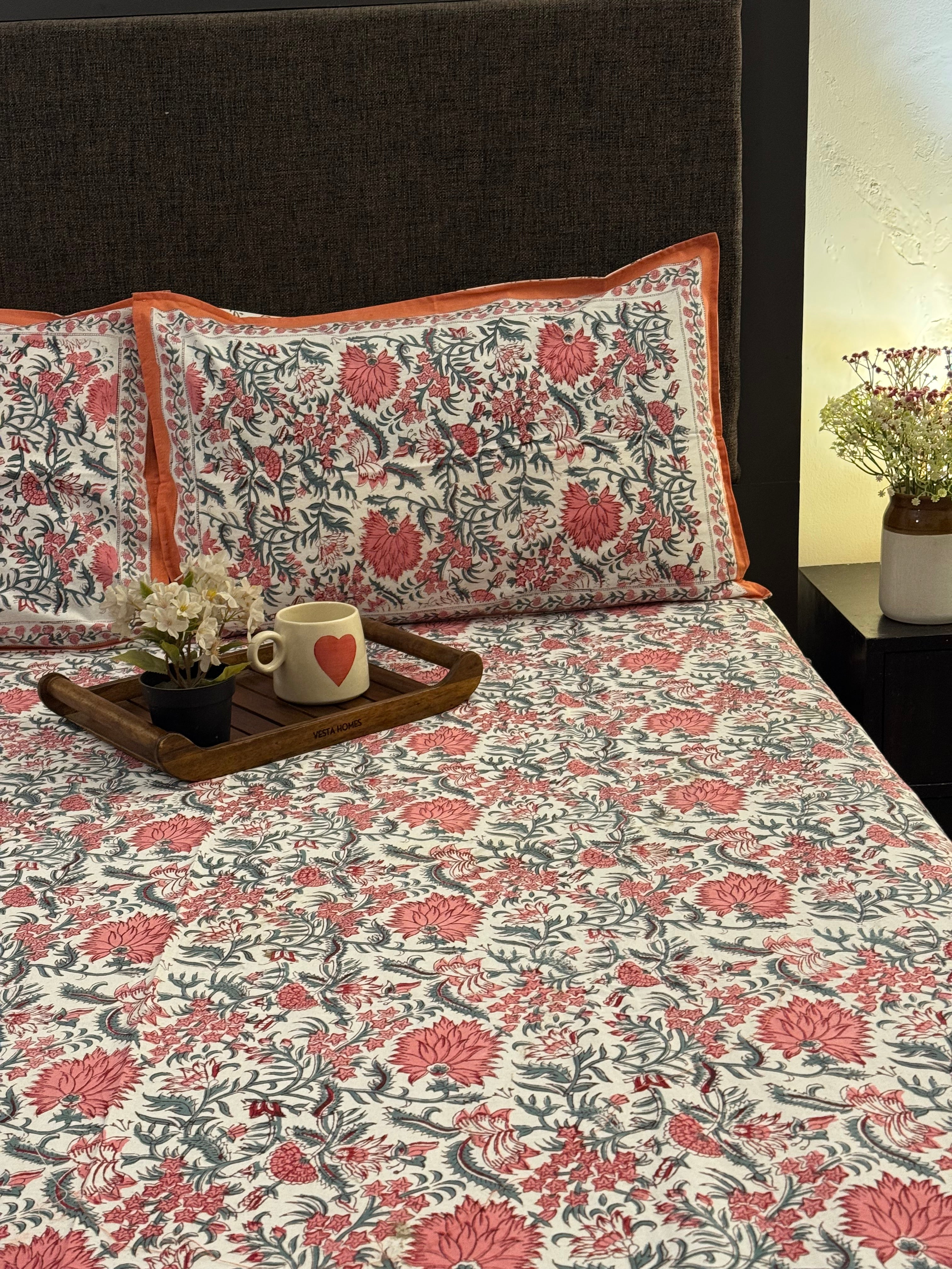 Coral Retreat King Bedsheet