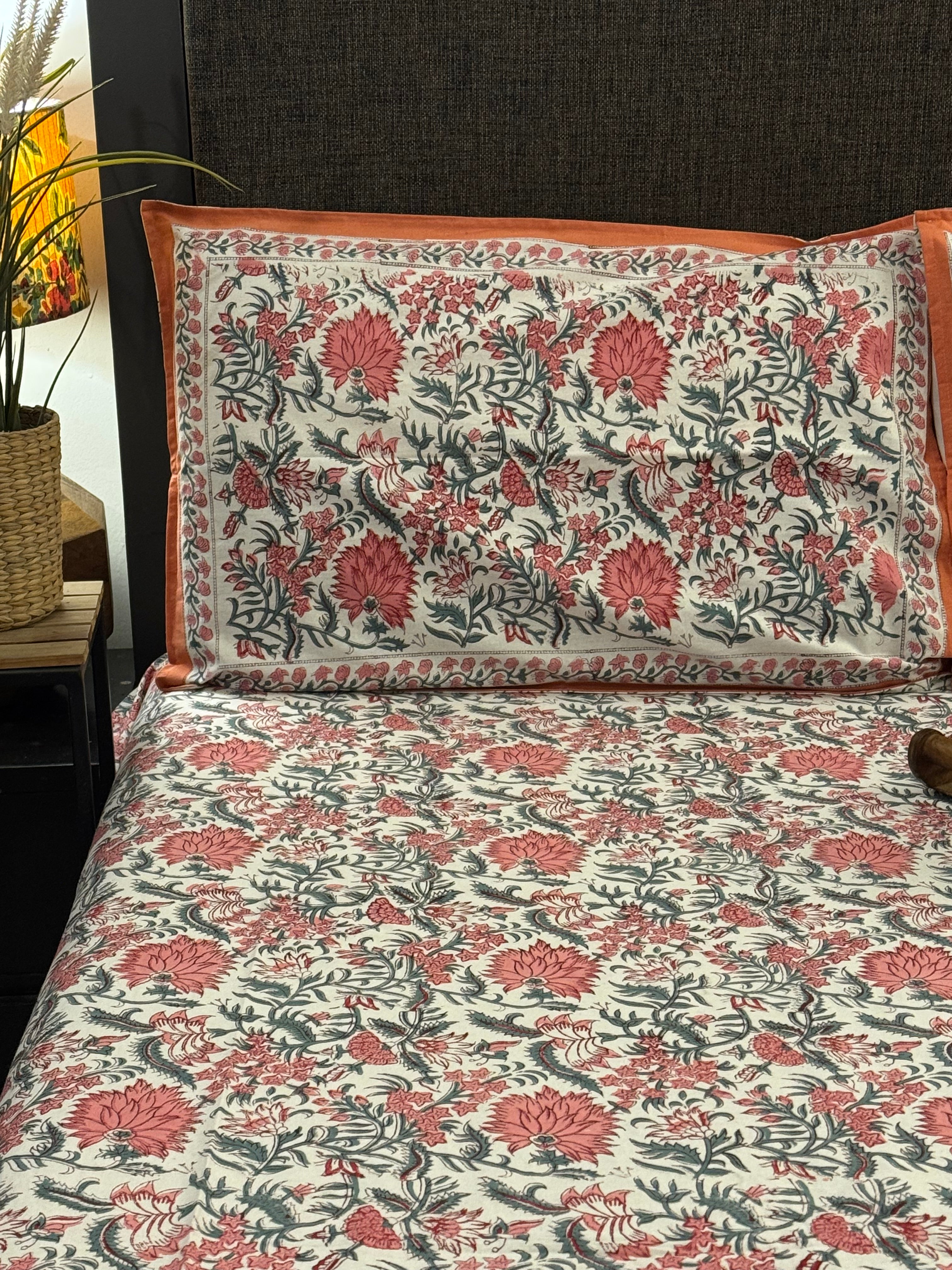 Coral Retreat King Bedsheet