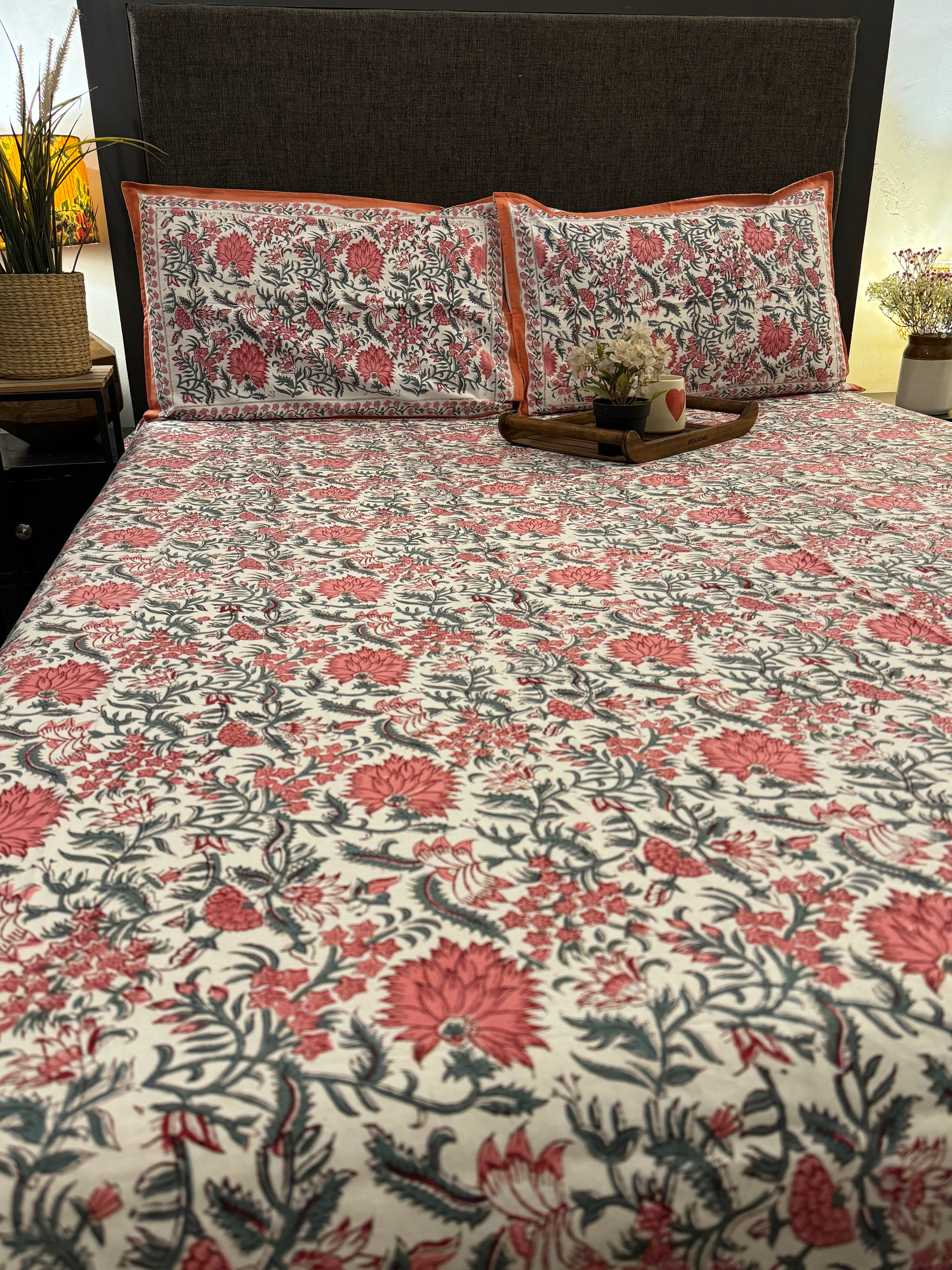 Coral Retreat King Bedsheet