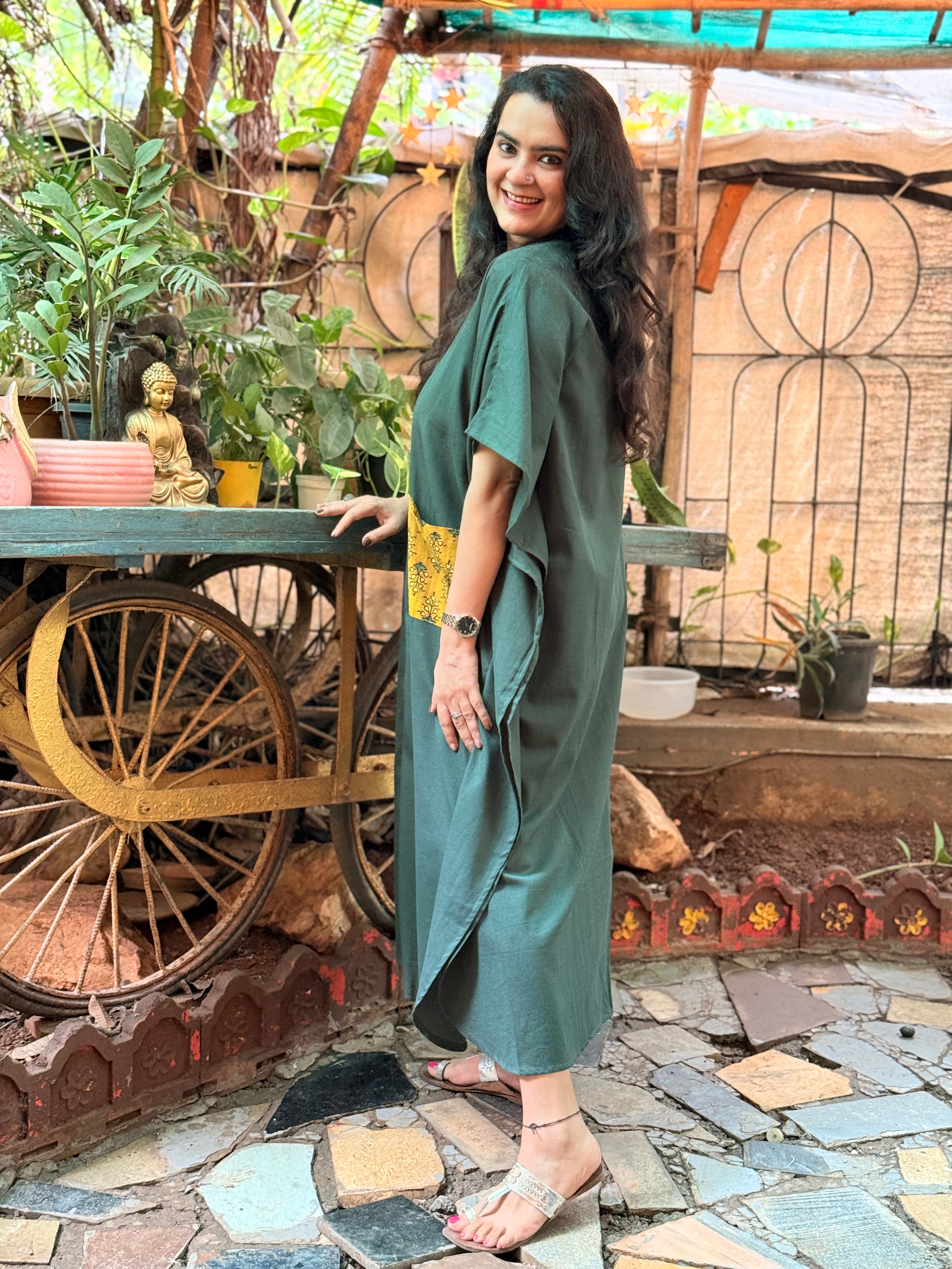 Pocket Stories Kaftan - Green
