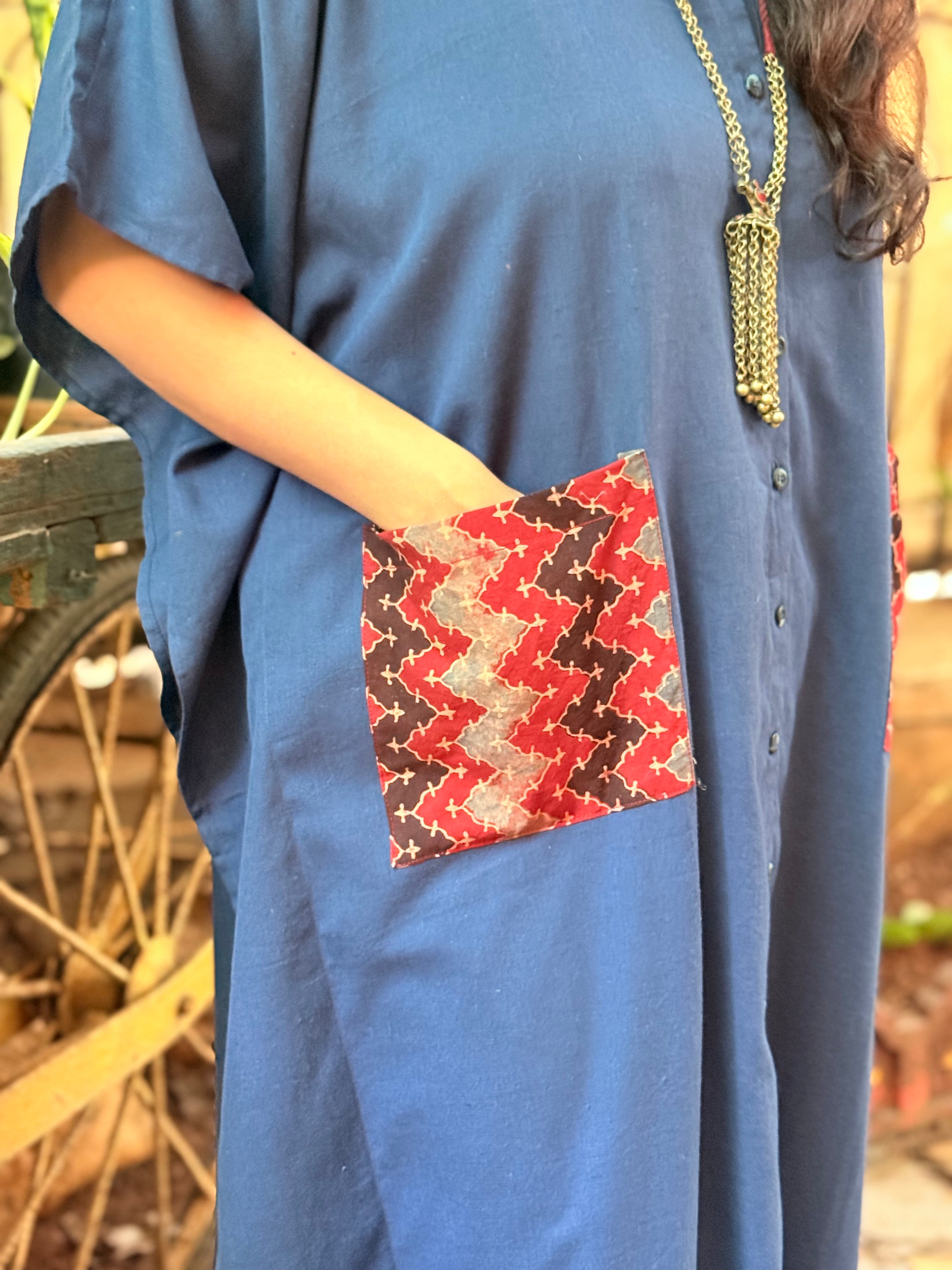 Pocket Stories Kaftan - Blue