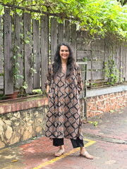 Saanjh Gather Antifit Kurta
