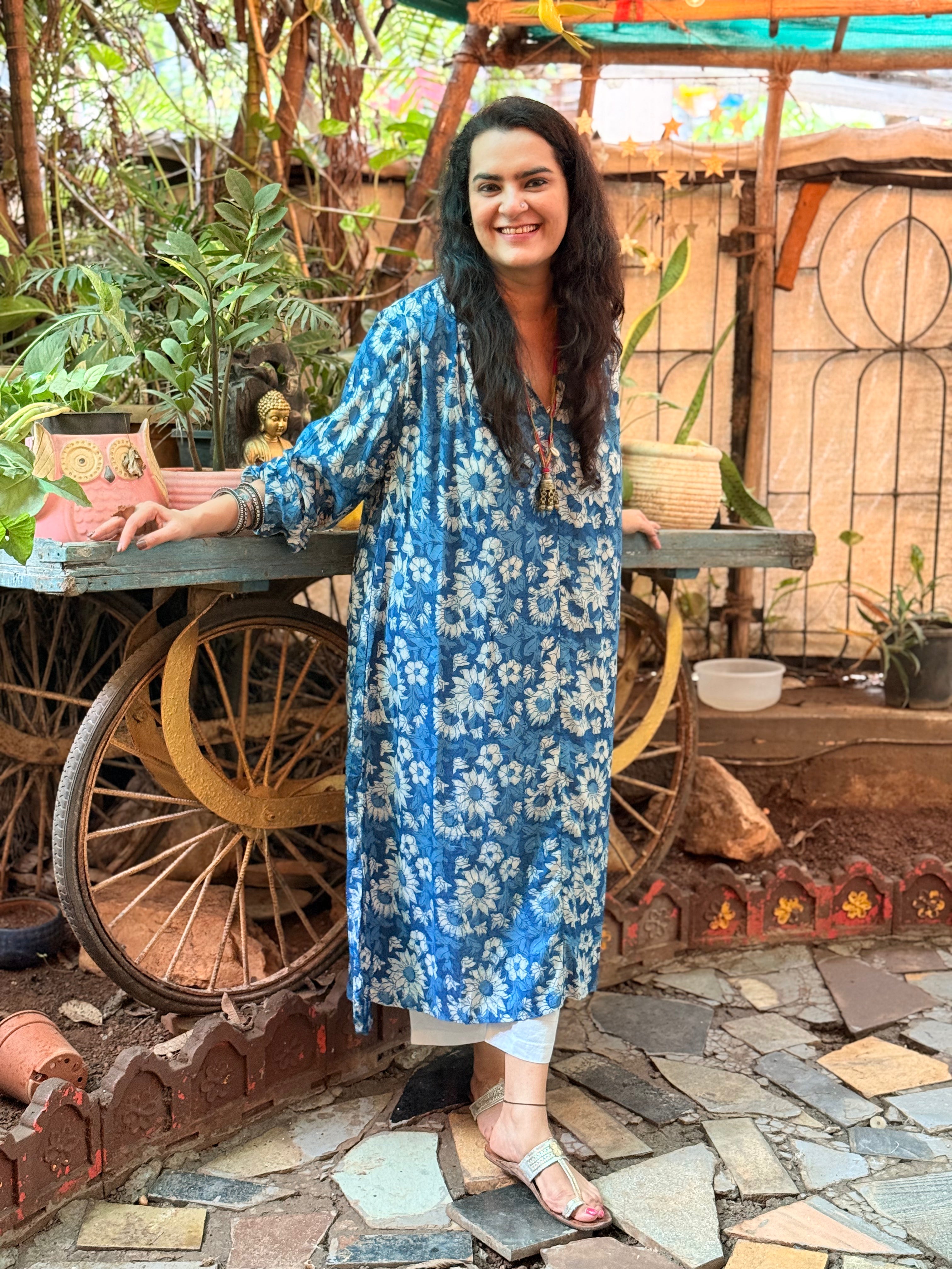 Neelaya Gather Antifit Kurta