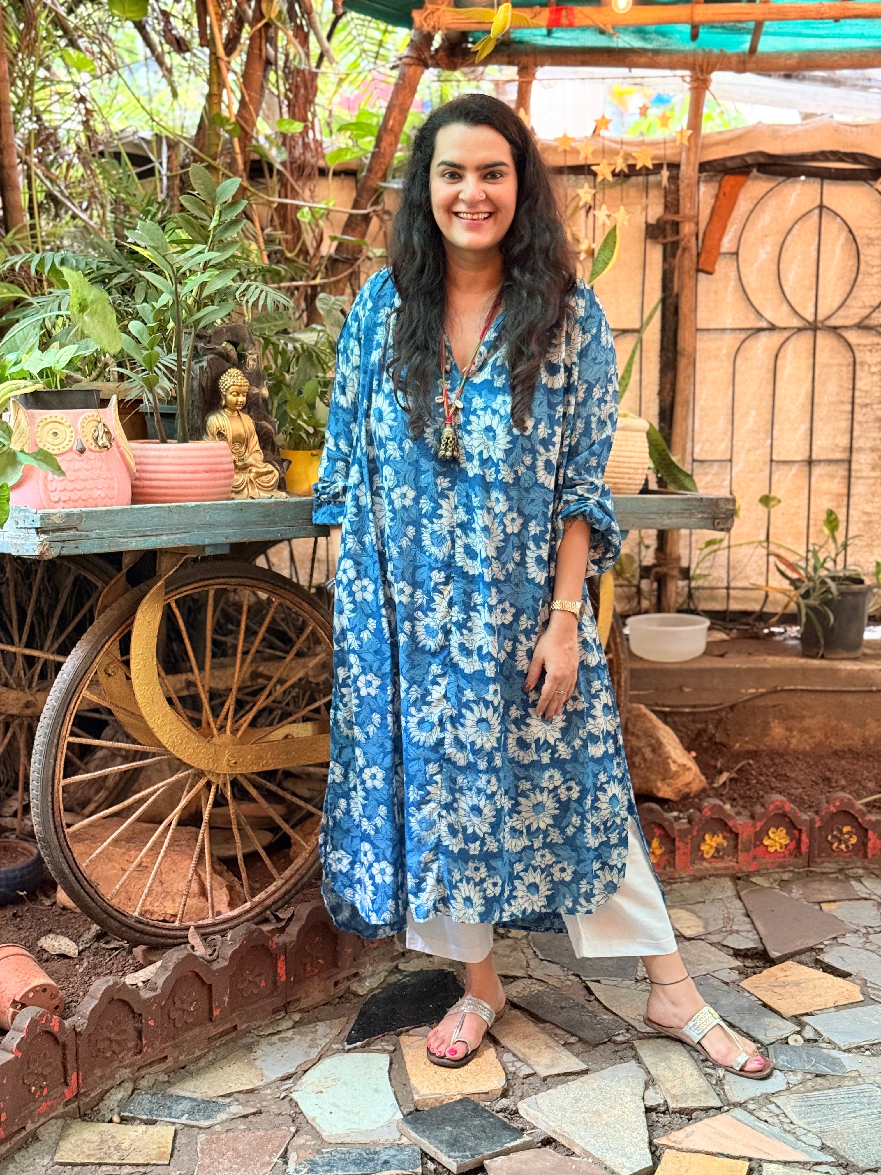 Neelaya Gather Antifit Kurta