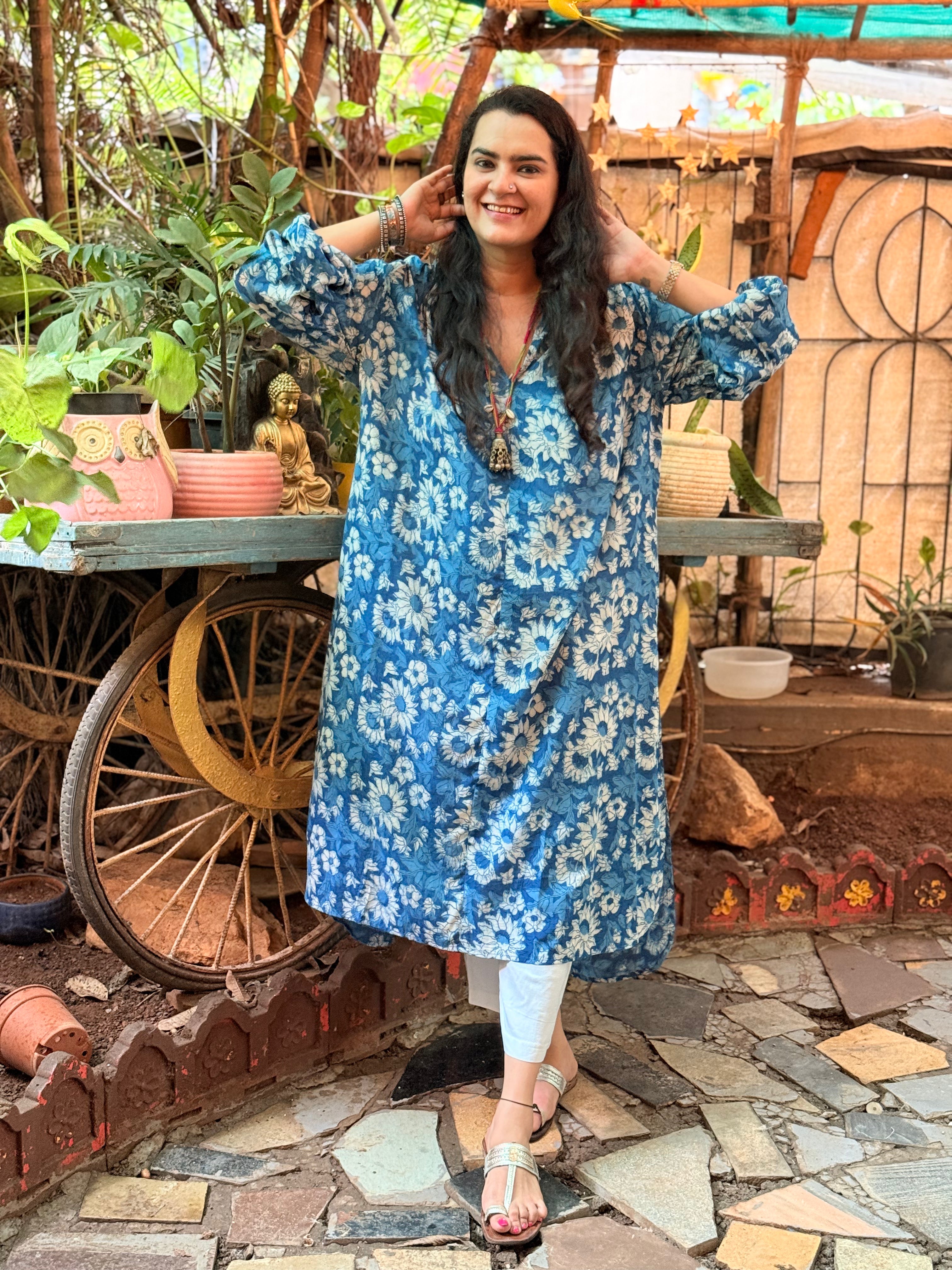 Neelaya Gather Antifit Kurta