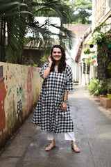 Madras Checks Antifit Kurta Black