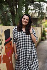 Madras Checks Antifit Kurta Black