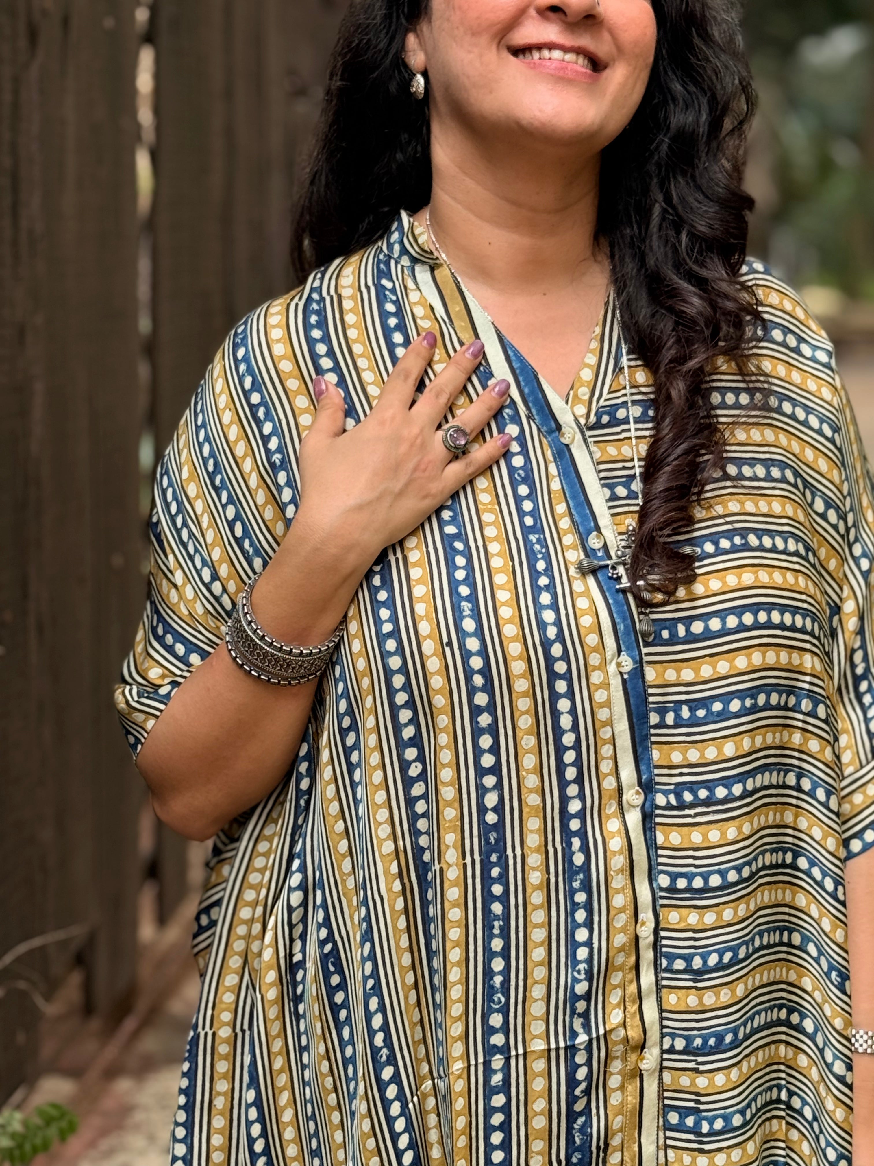 Ajrak Dot & Line Kaftan Shirt - Off White
