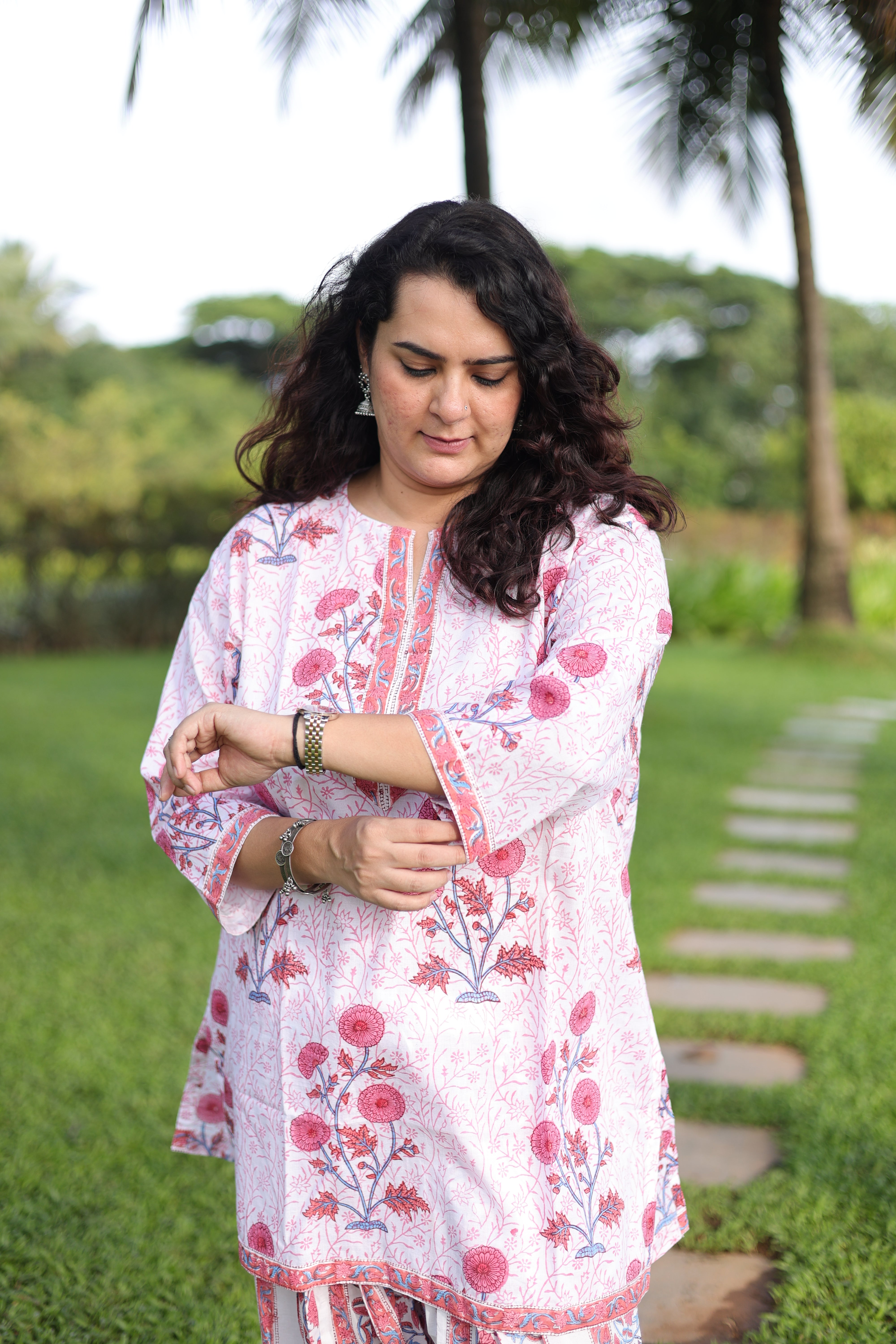 Gulaab  Kurta Set