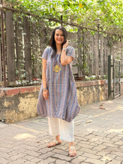 Ananya Check Set