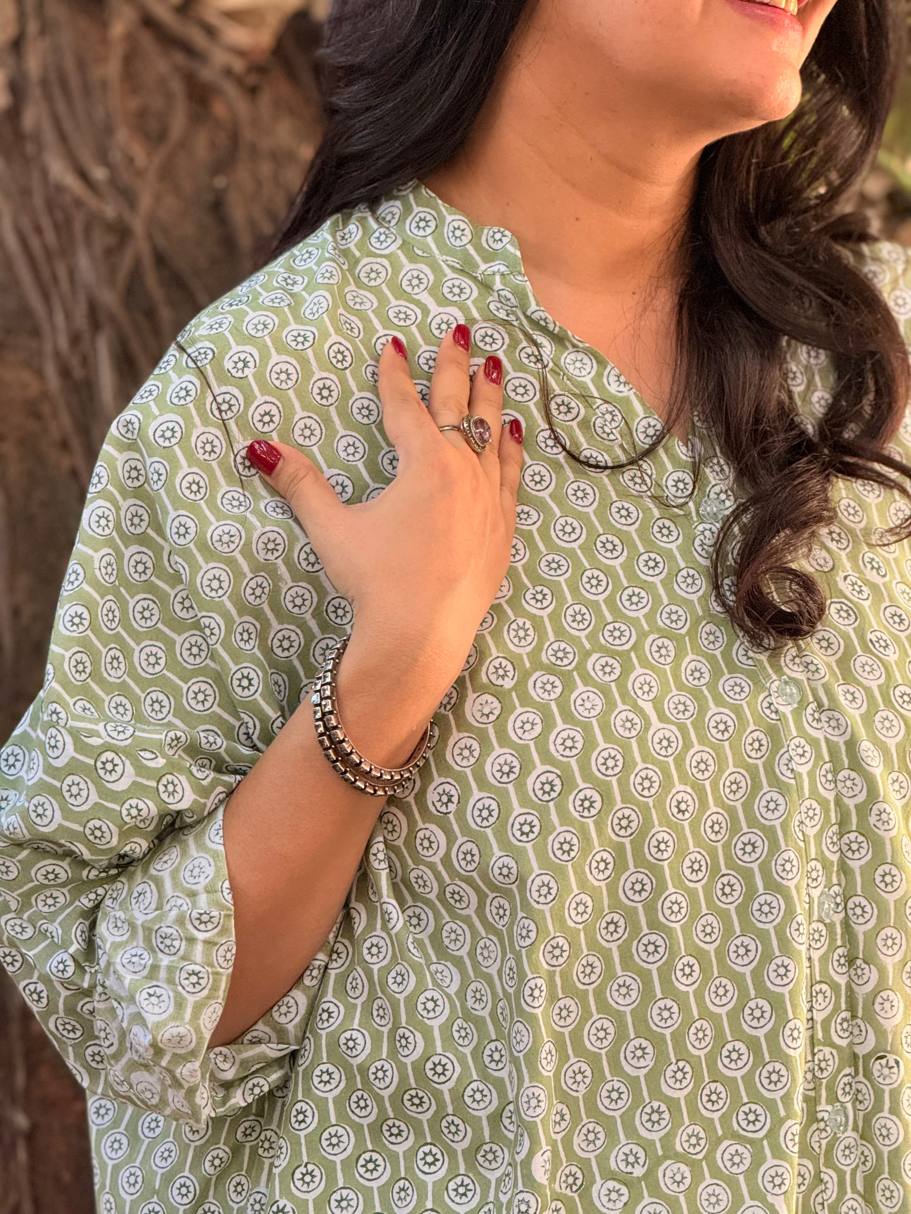 Gulnaar Antifit Shirt - Sage