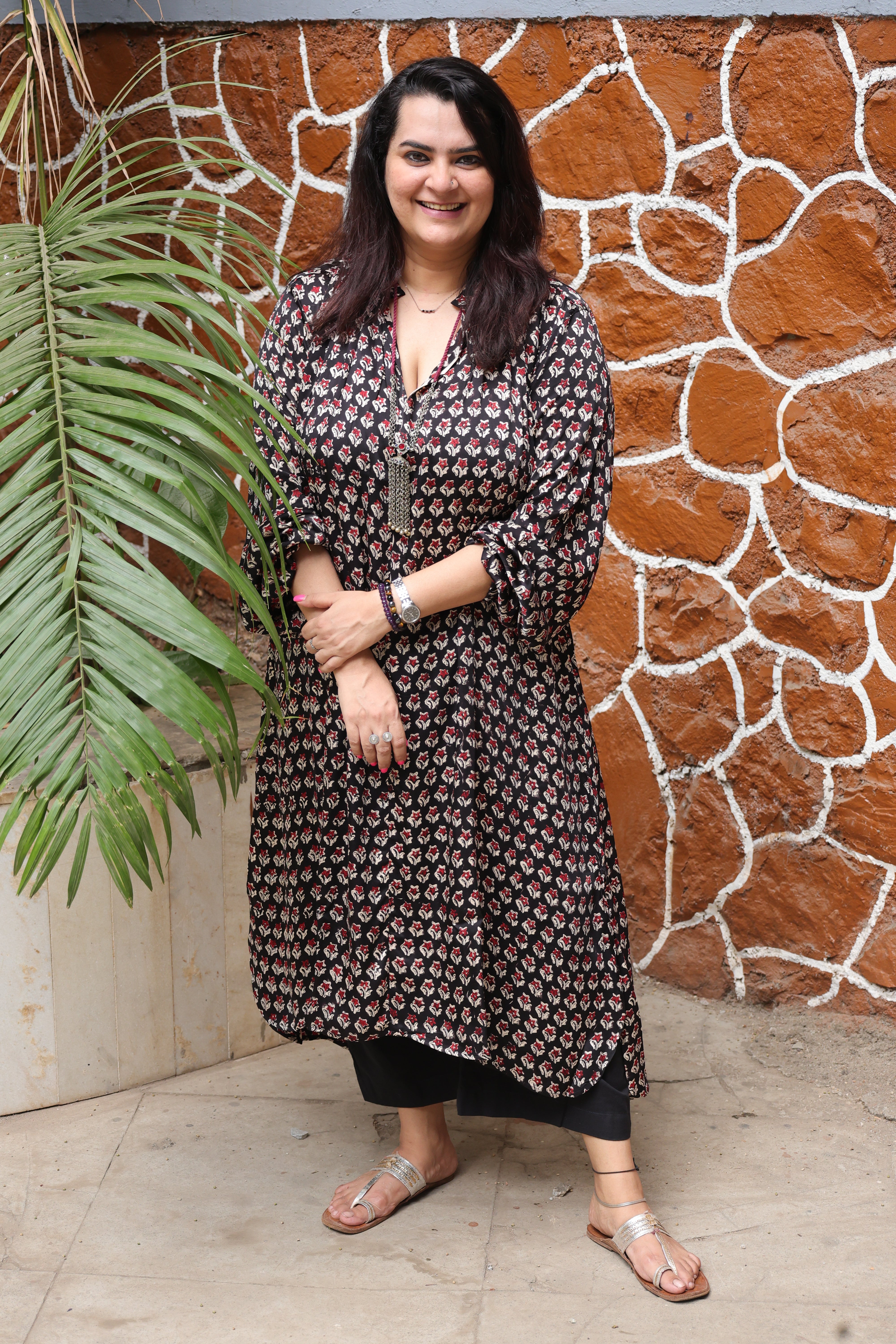 Black Red Floral Antifit Kurta