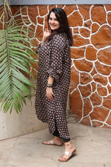 Black Red Floral Antifit Kurta