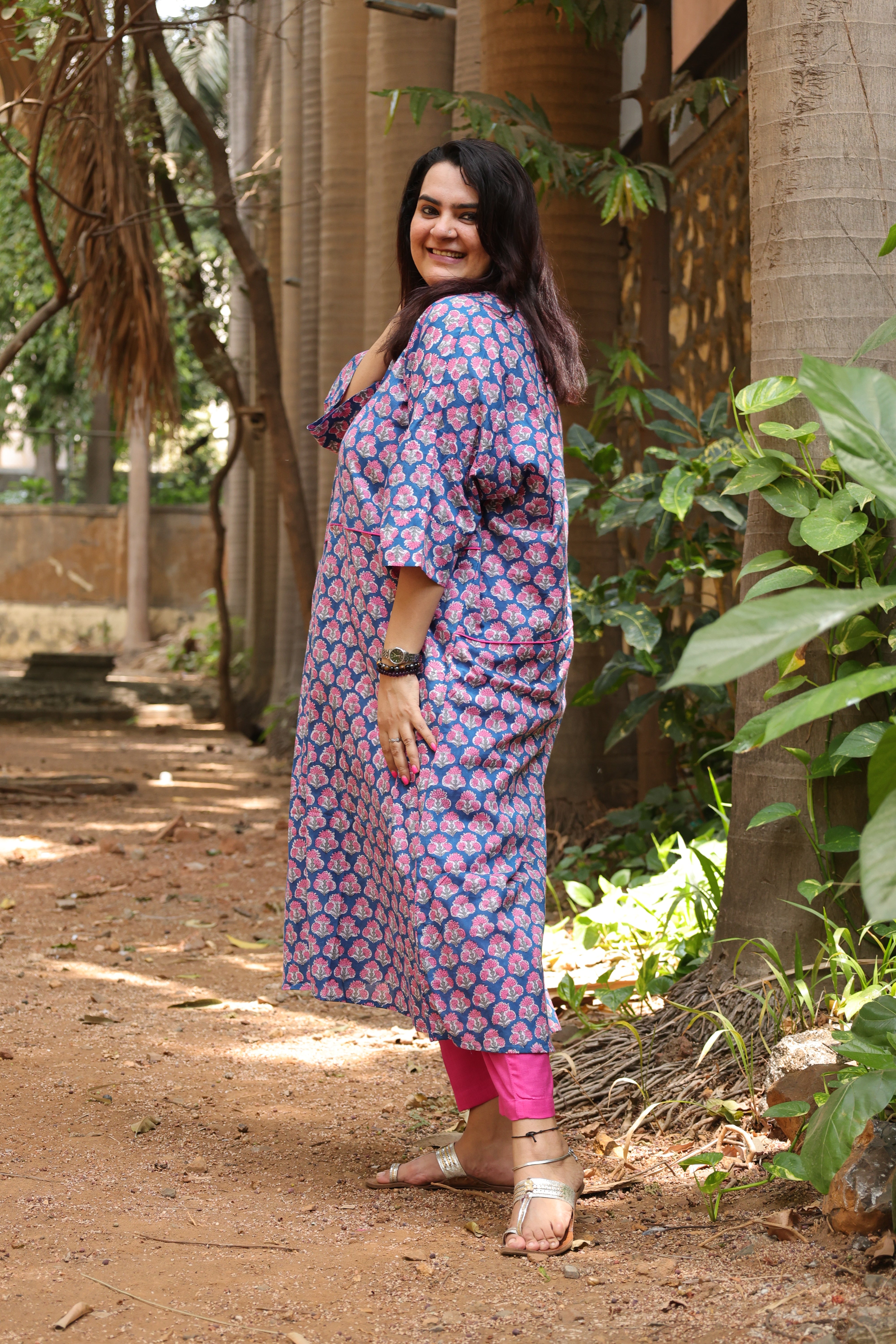 Tri-Flower Antifit Kaftan Kurta