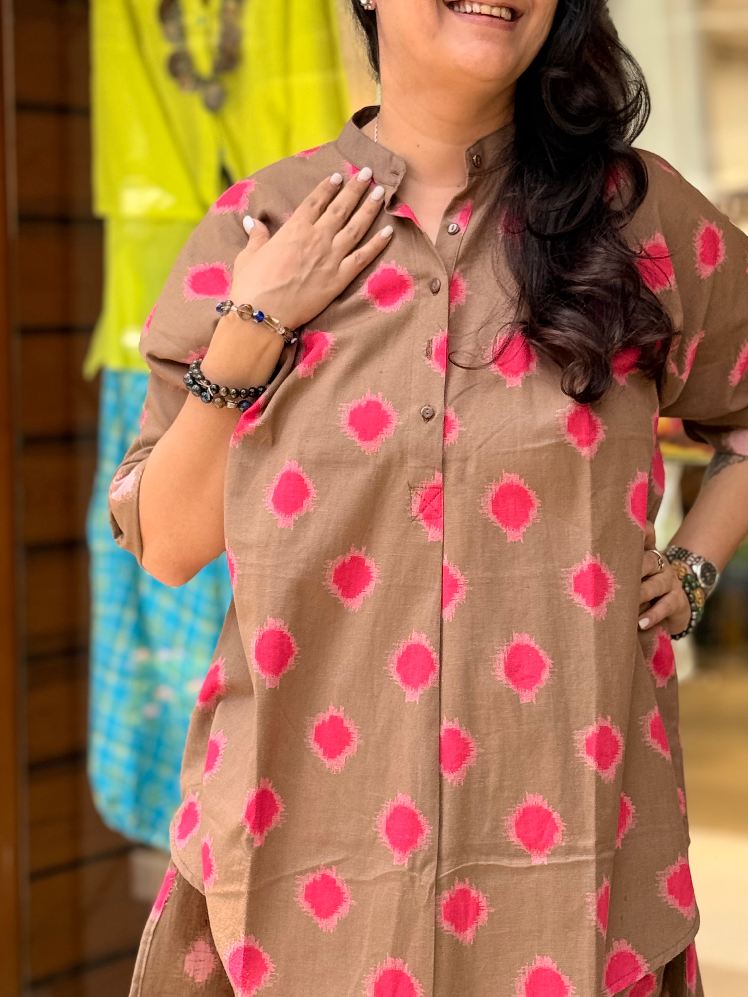 Ikat Round Coord