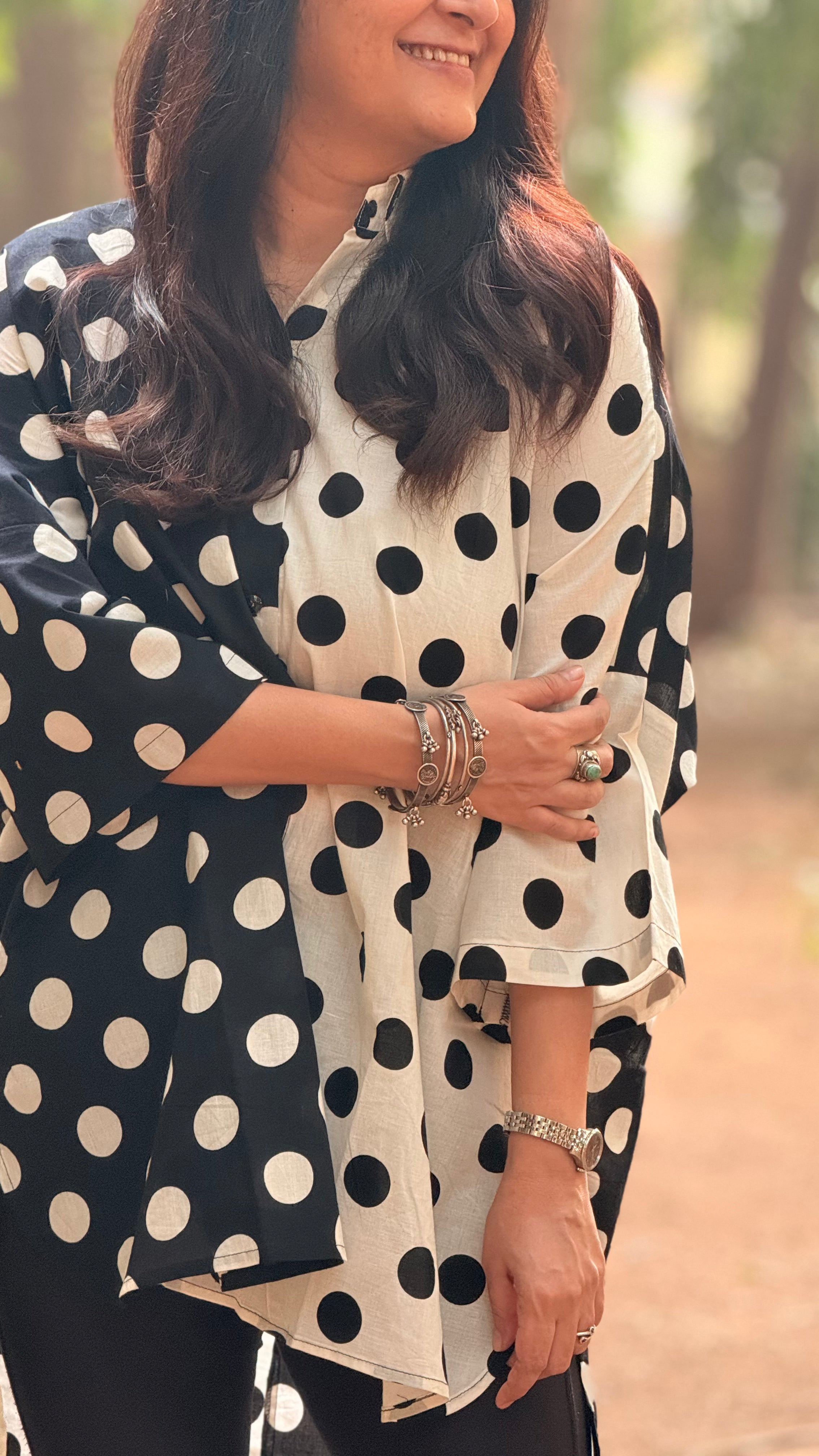 Dual Dot Antifit Shirt Black White