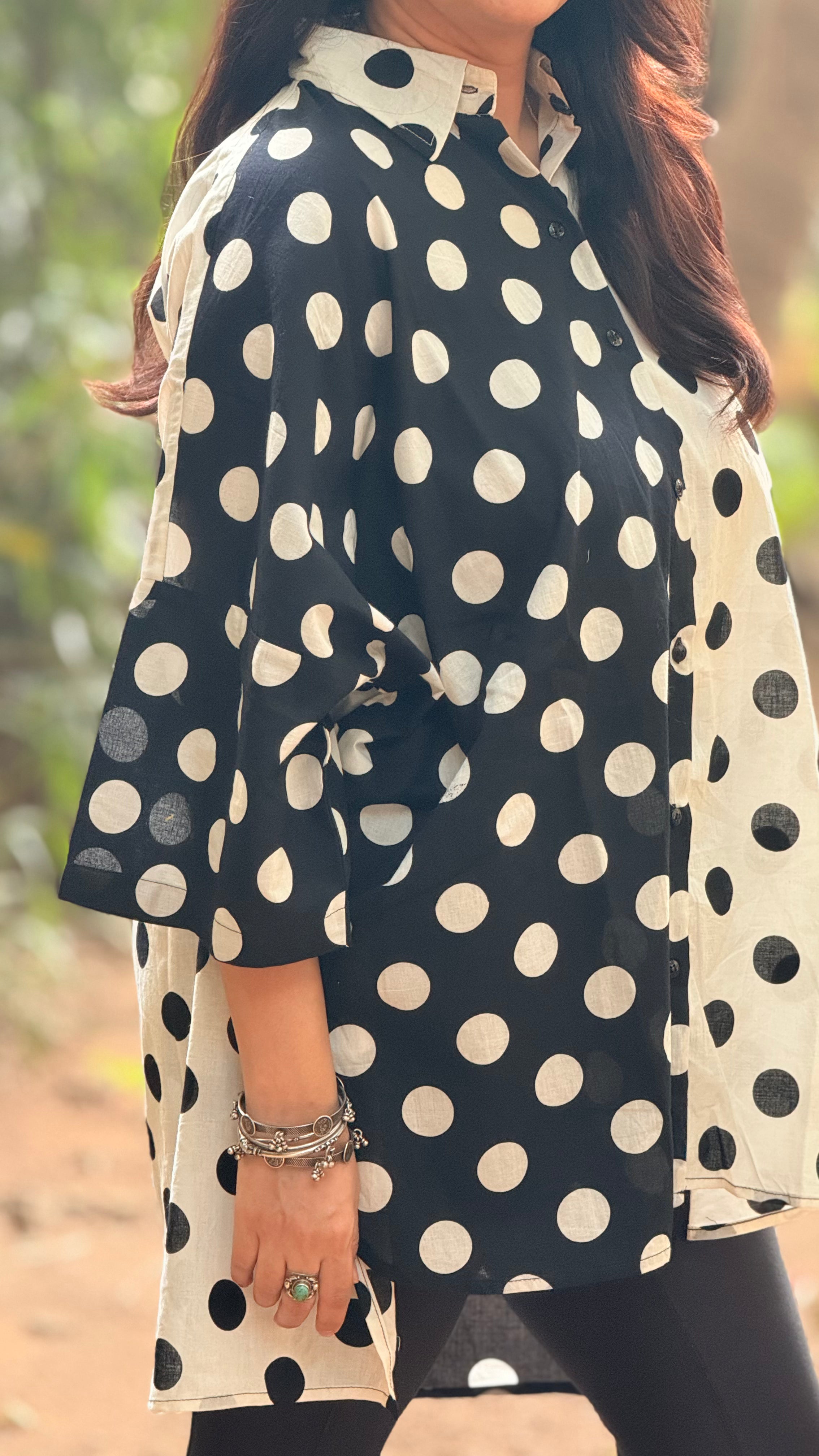 Dual Dot Antifit Shirt Black White